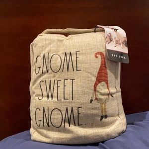Rae Dunn door stopper